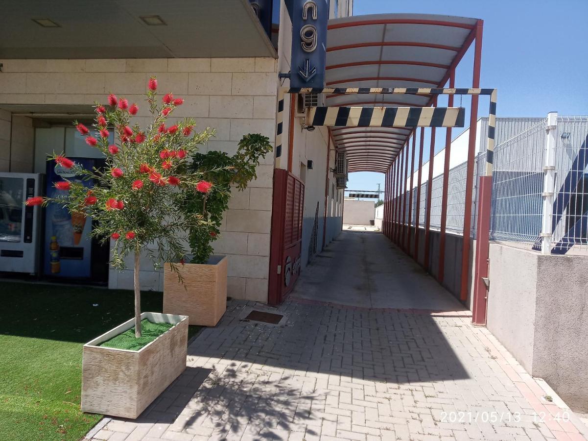 Olimpia Hoteles Тотана Екстер'єр фото