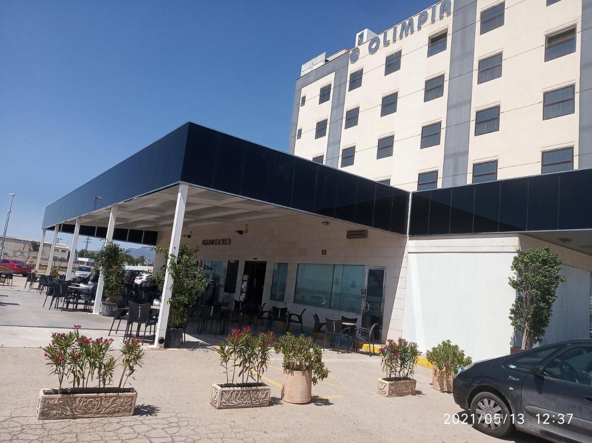 Olimpia Hoteles Тотана Екстер'єр фото