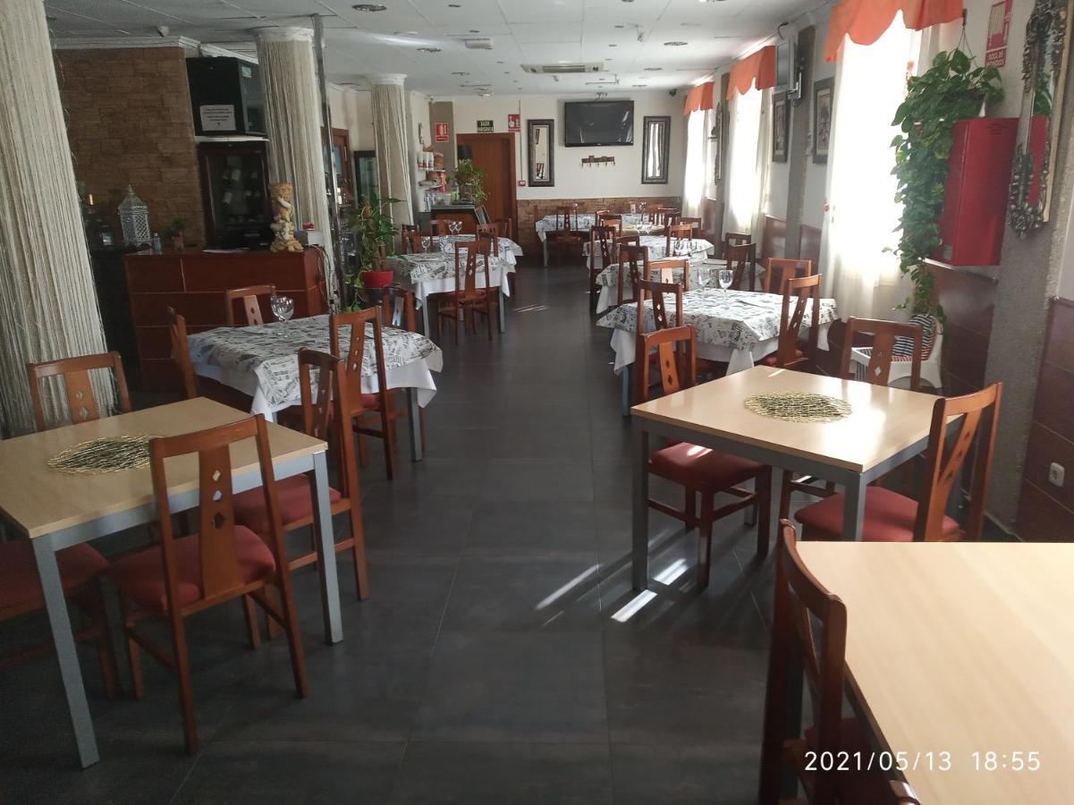 Olimpia Hoteles Тотана Екстер'єр фото