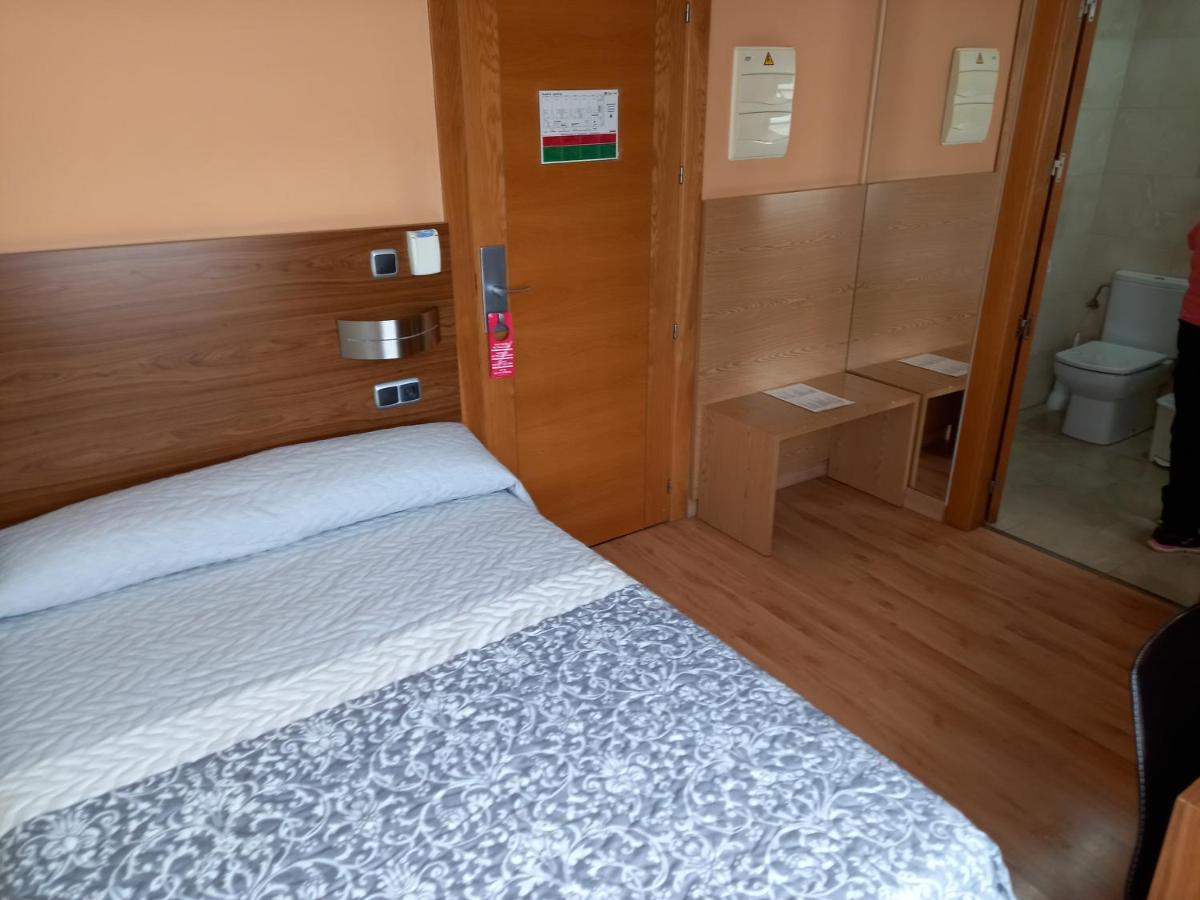 Olimpia Hoteles Тотана Екстер'єр фото
